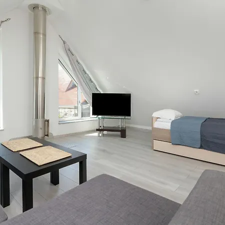 Stylowe Apartamenty Na Wybrzezu Niedaleko Plazy W Chlapowie By Rent Like Home Wladyslawowo Exterior photo