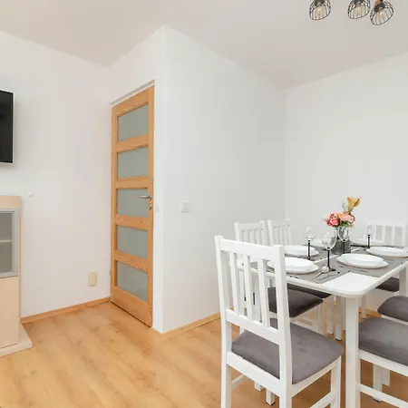Stylowe Apartamenty Na Wybrzezu Niedaleko Plazy W Chlapowie By Rent Like Home Wladyslawowo Exterior photo